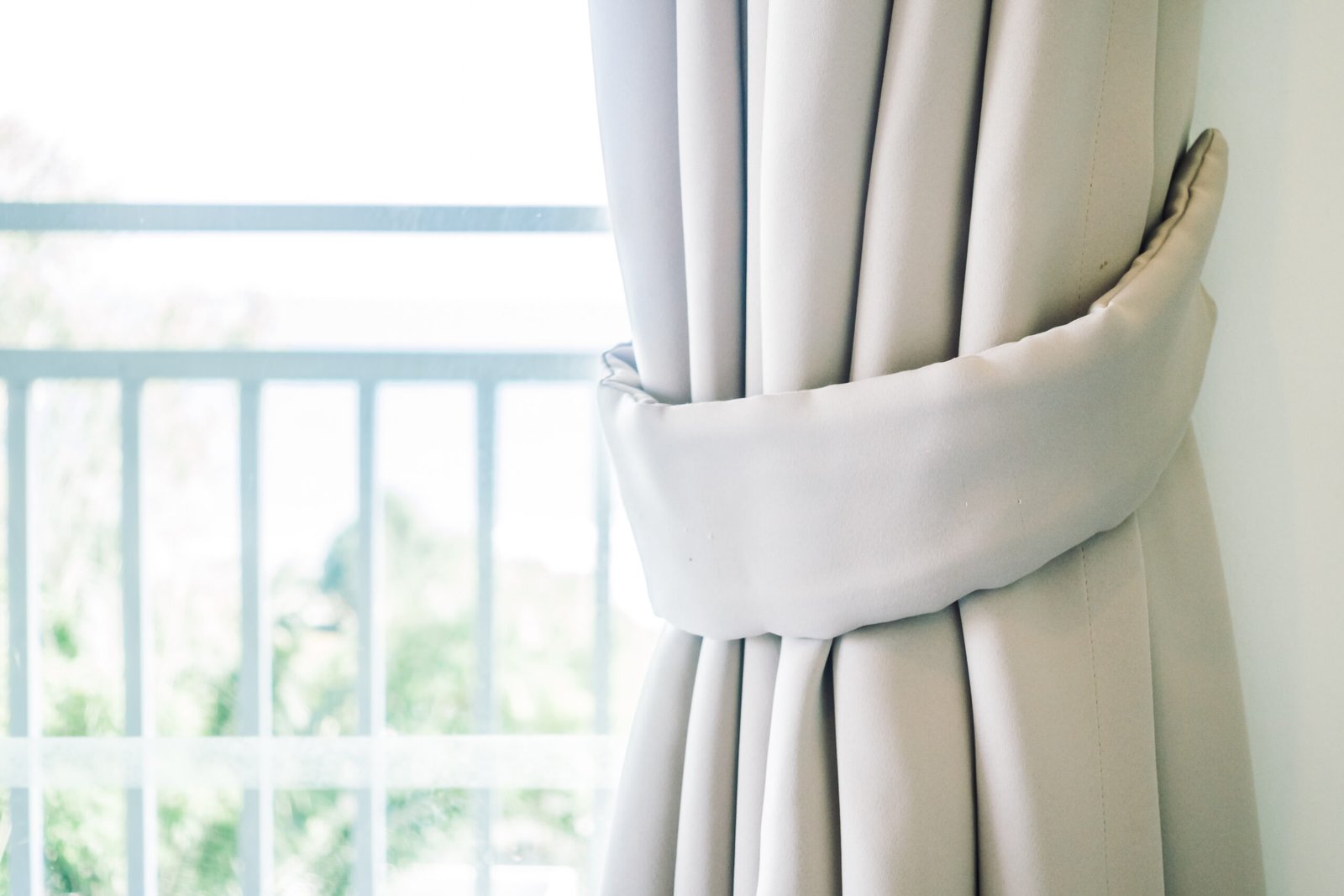 best curtain cleaning services near me